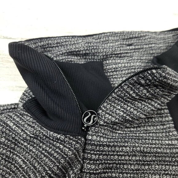 Lululemon Base Runner 1/2 Zip Pullover  Jacket Heathered Grey Black Size 6 - Picture 5 of 12